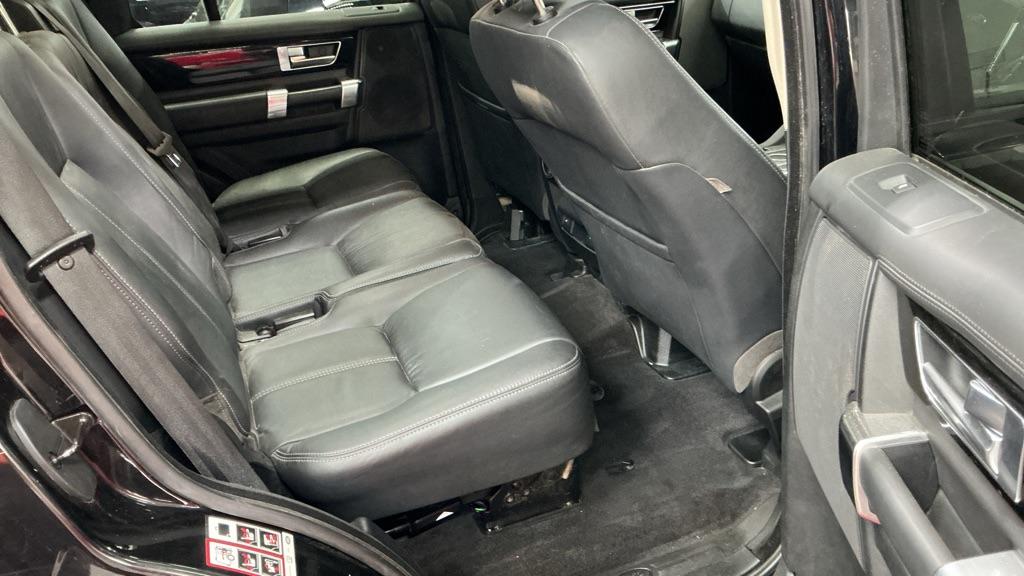Land Rover Discovery 4