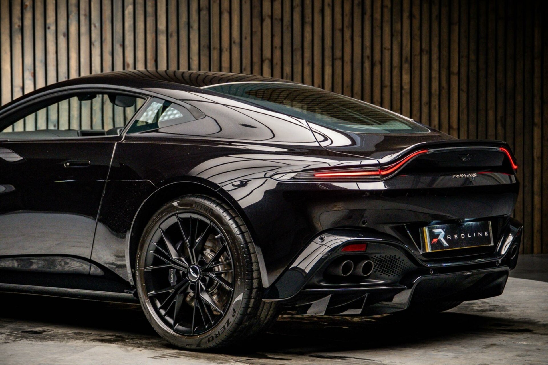 Aston Martin Vantage