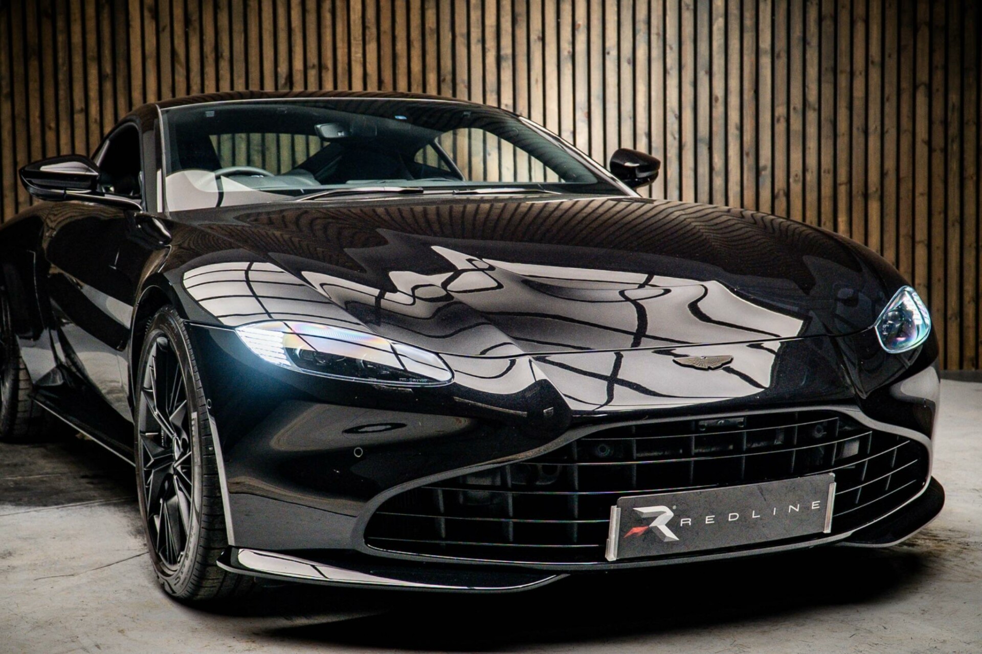 Aston Martin Vantage