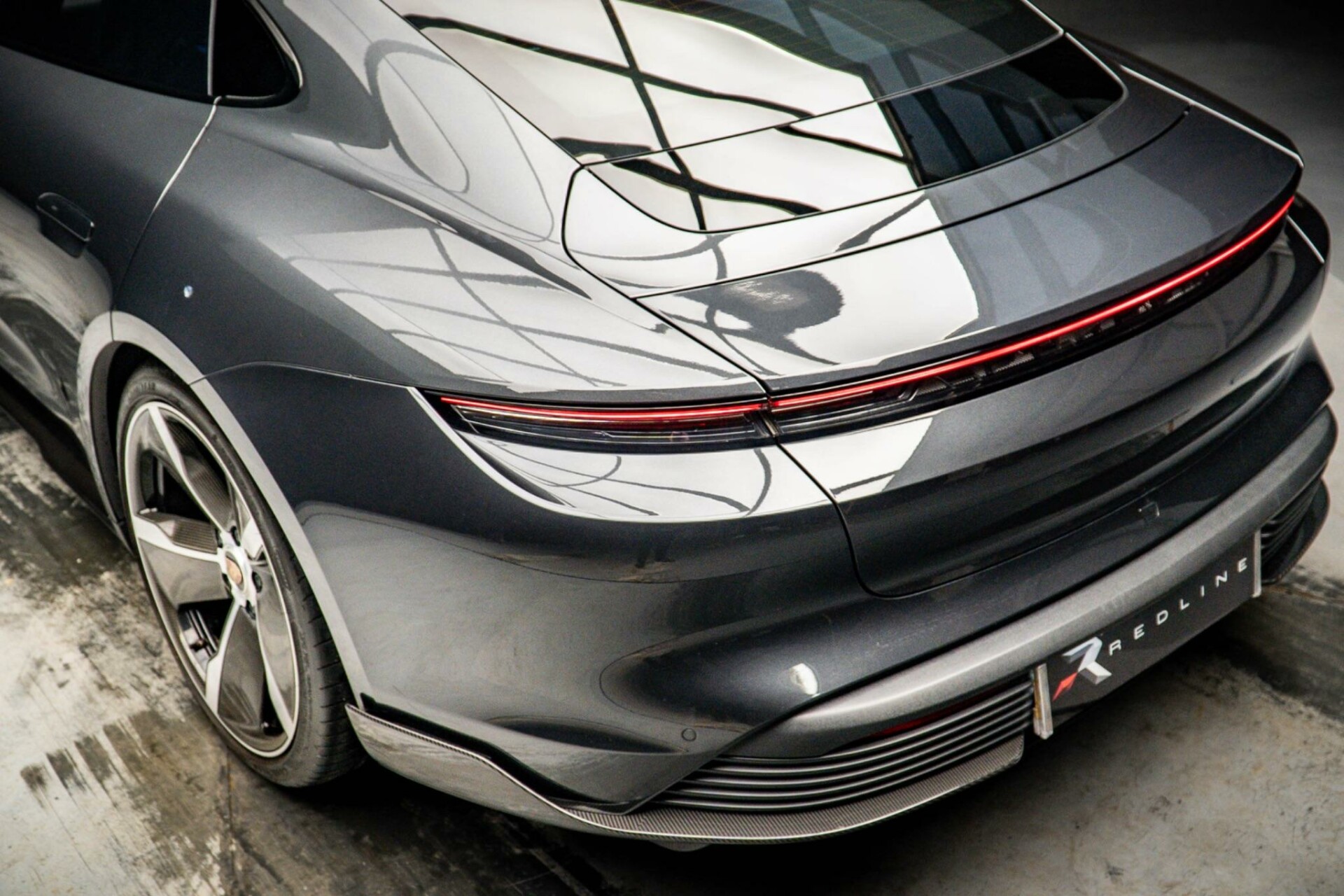 Porsche Taycan