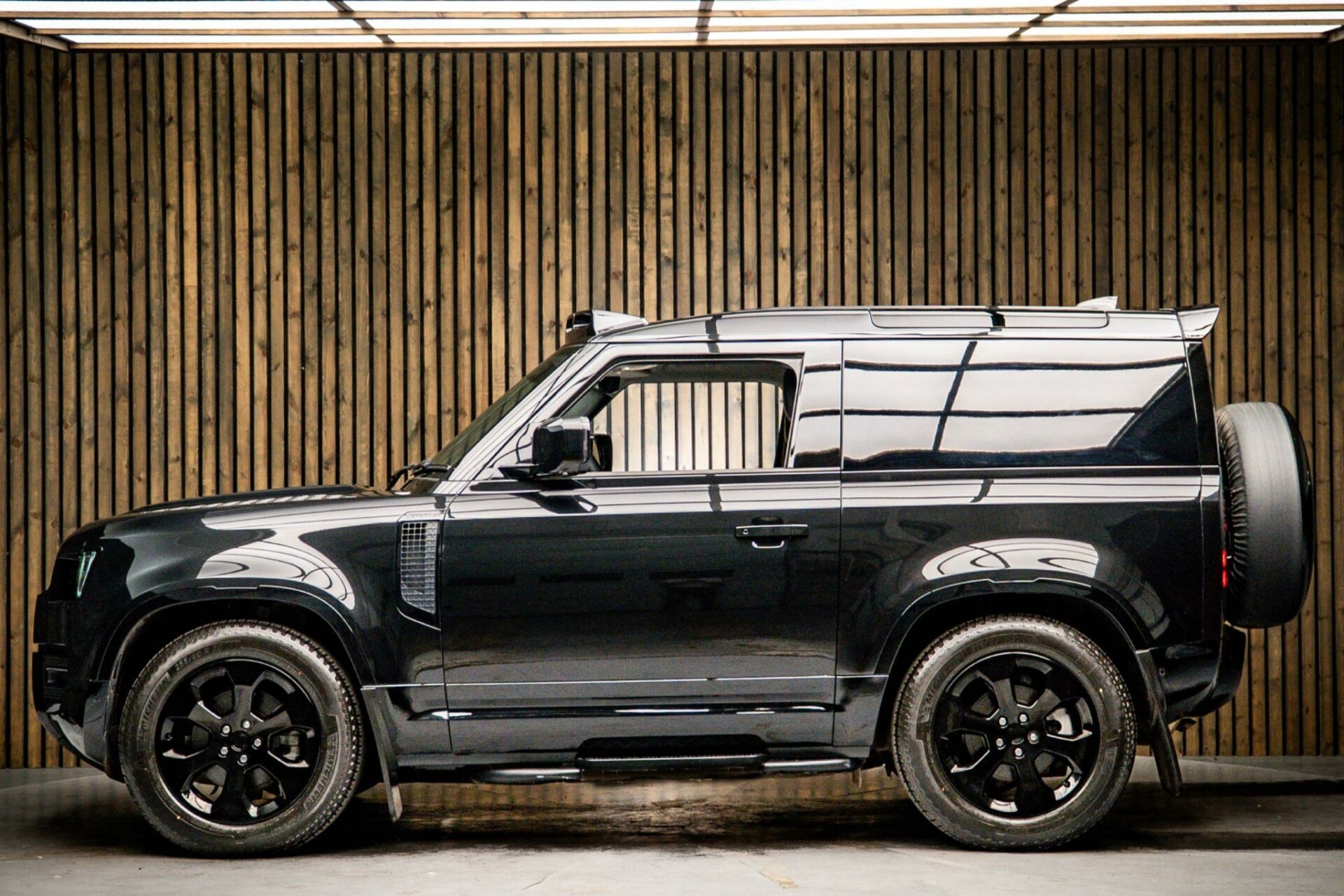 Land Rover 90