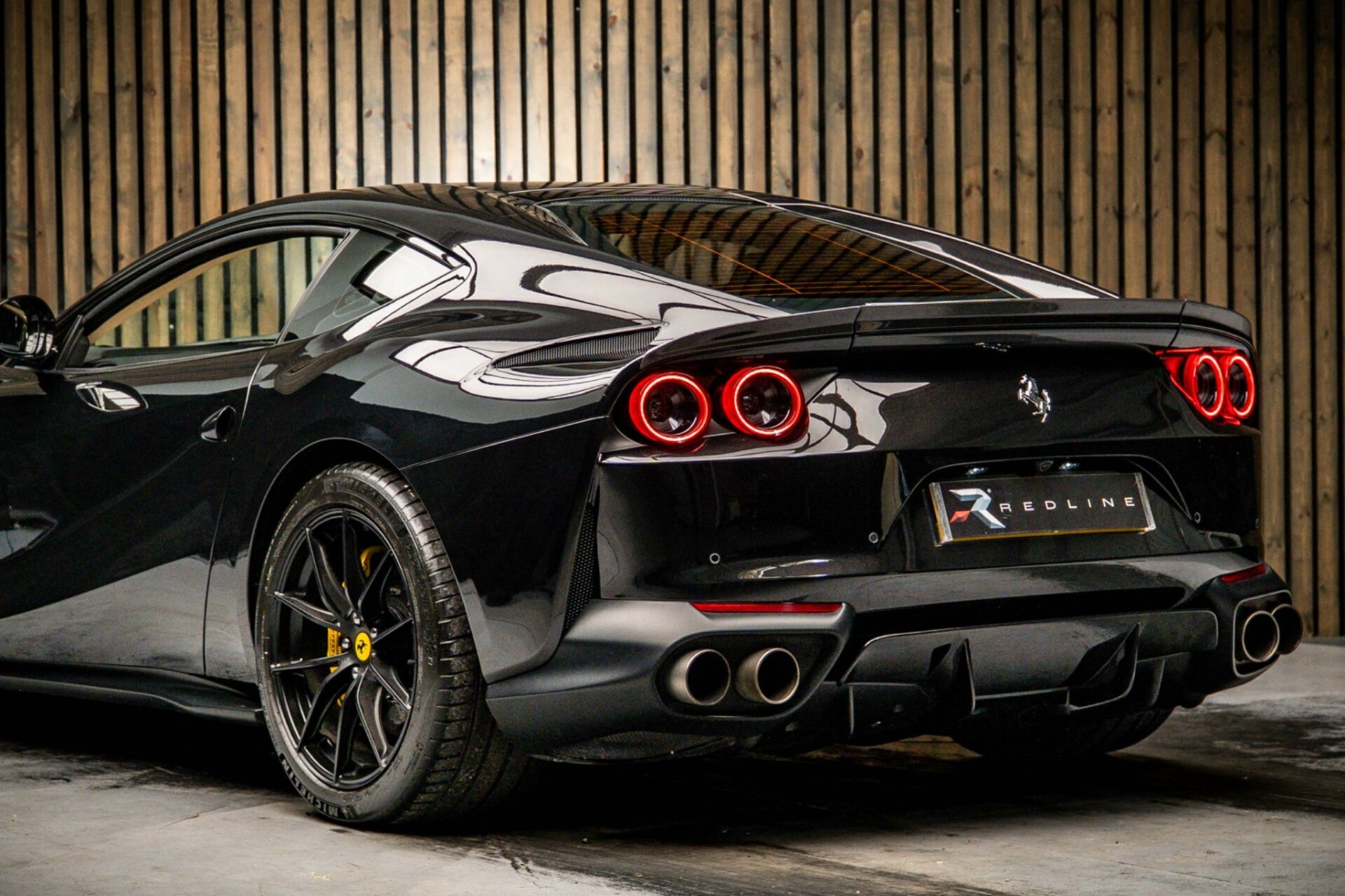 Ferrari 812
