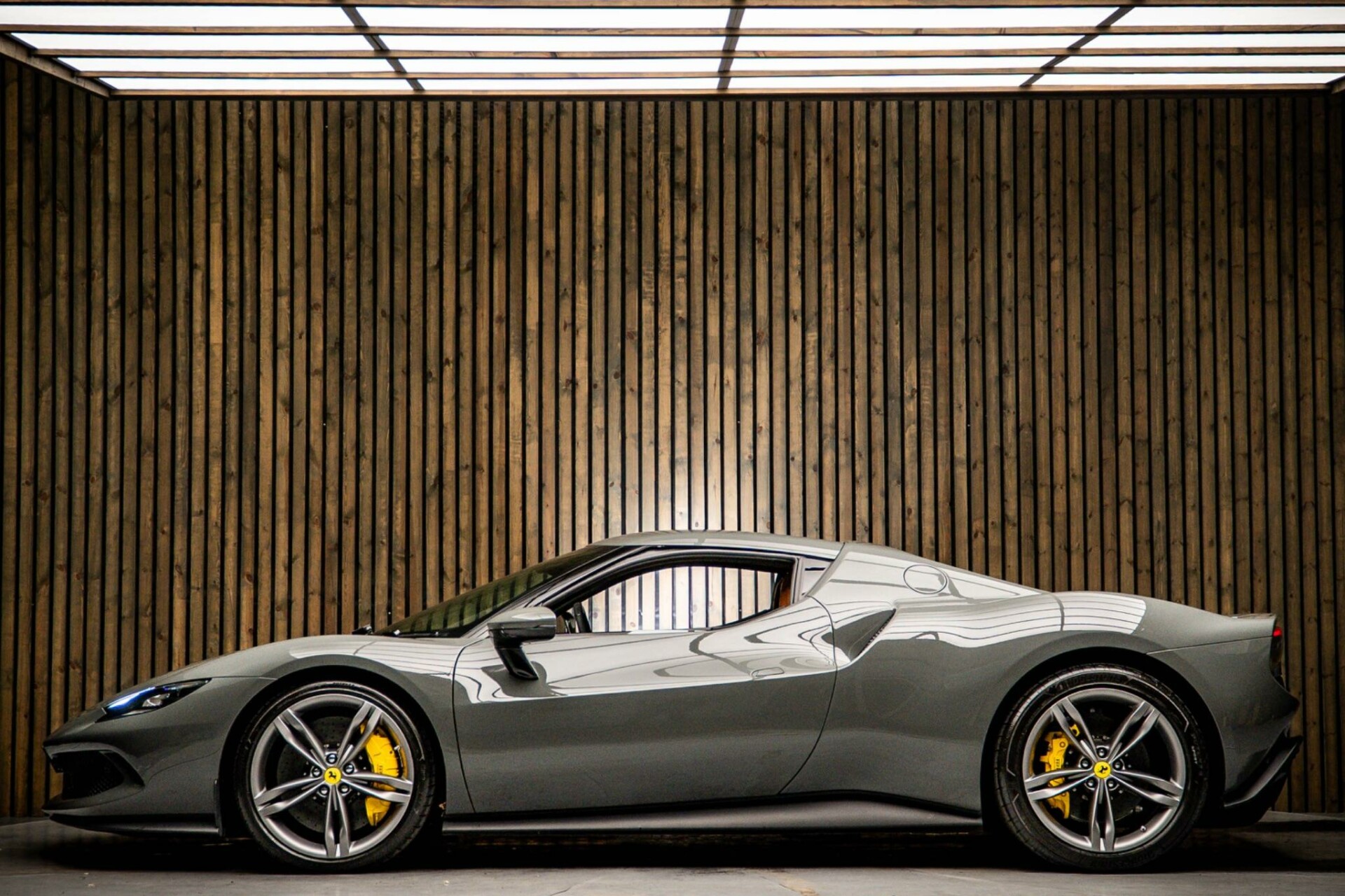 Ferrari 296