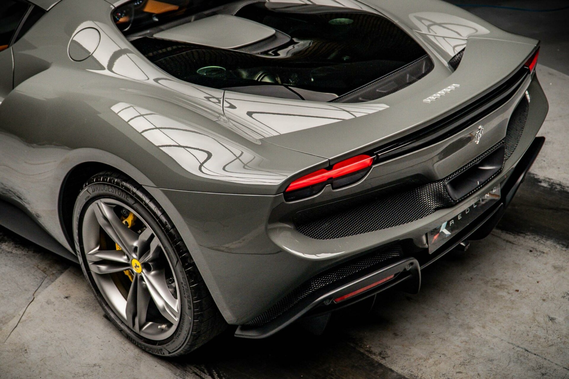 Ferrari 296