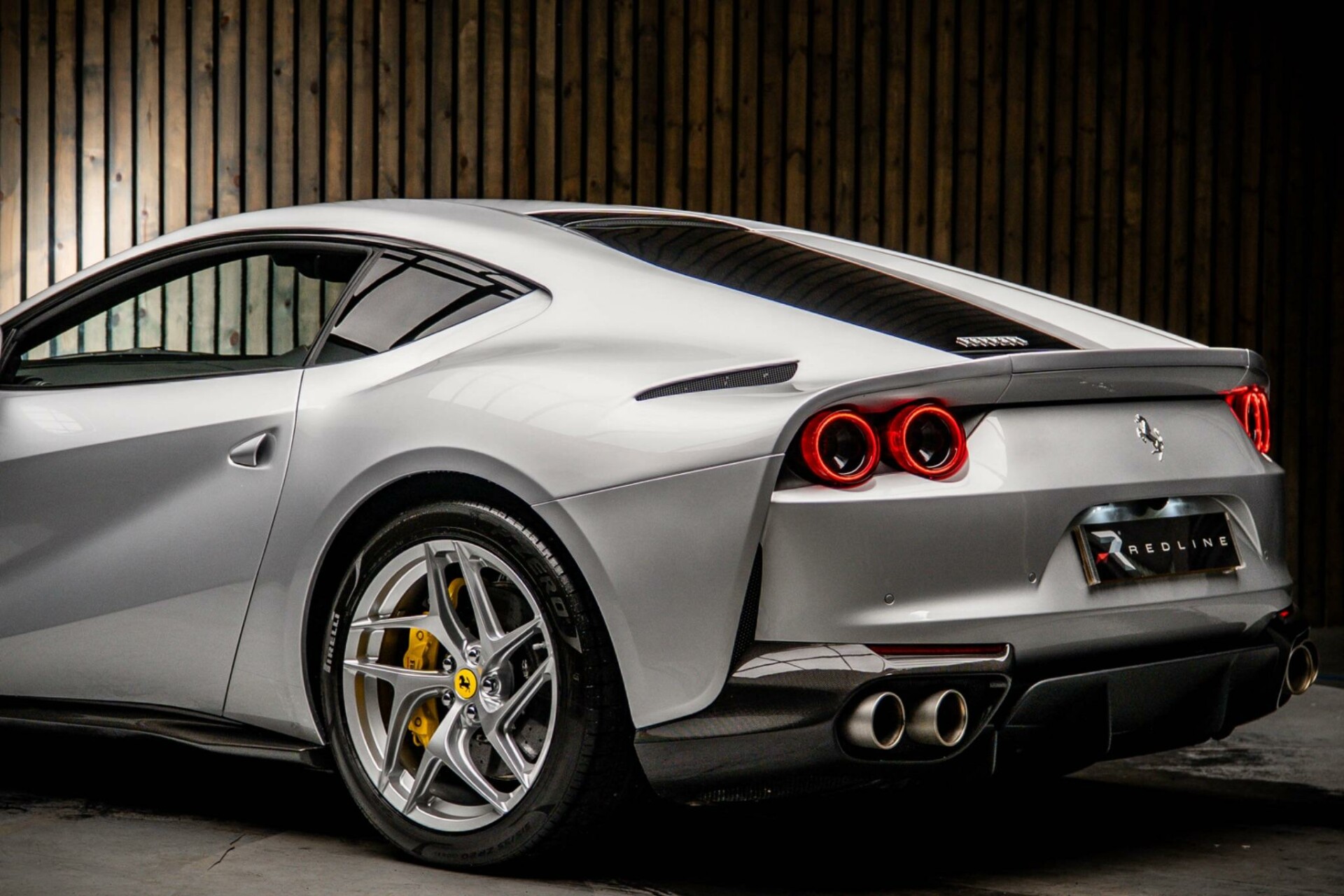 Ferrari 812