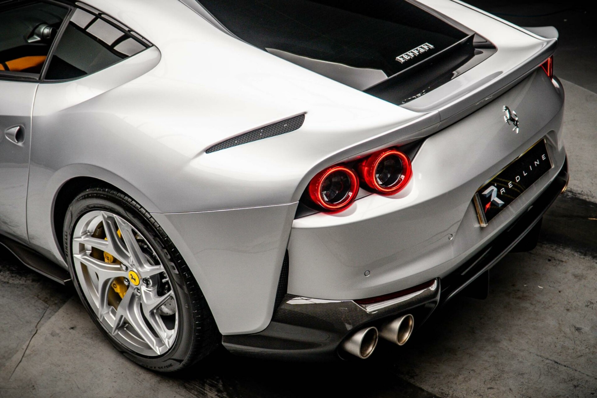 Ferrari 812
