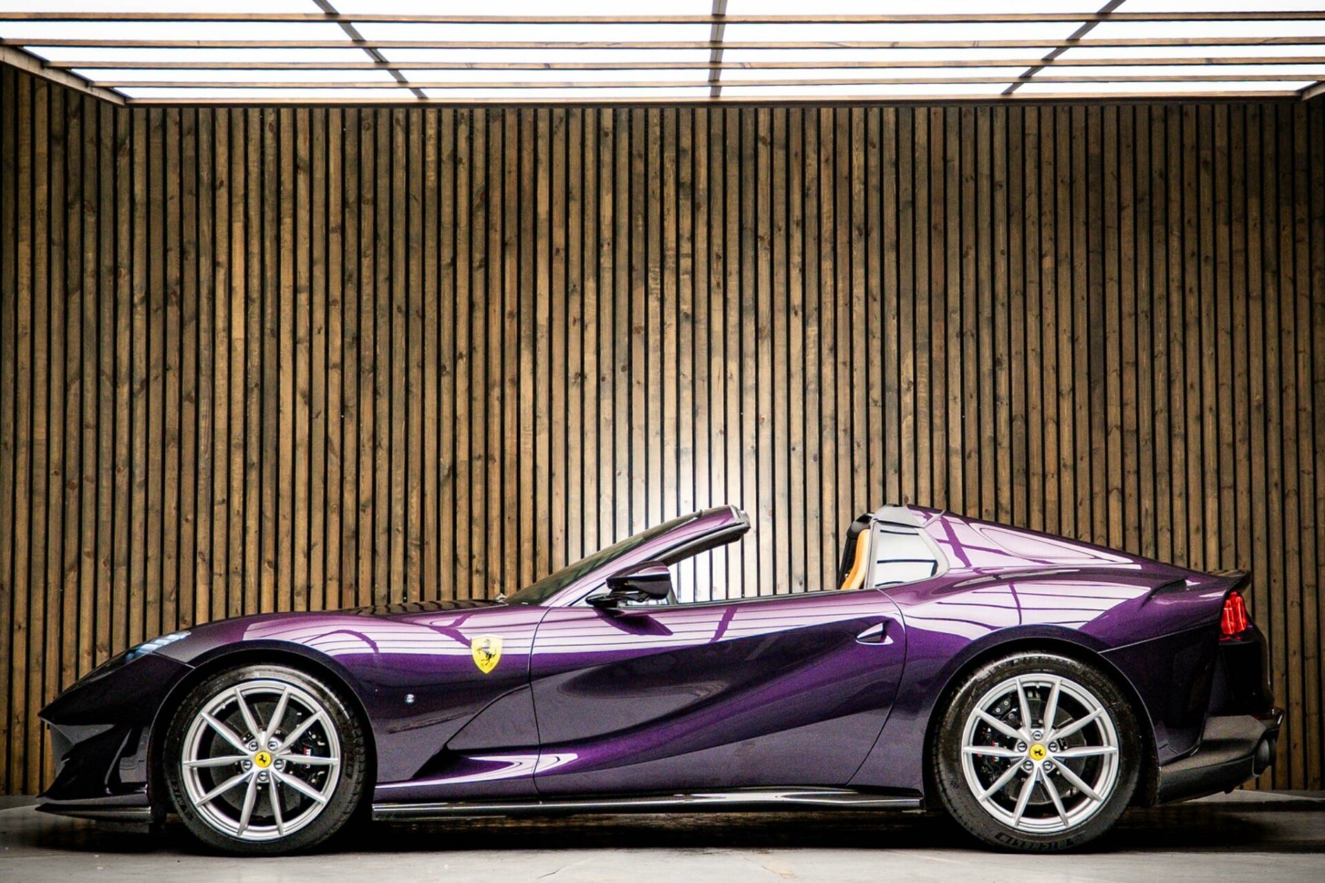 Ferrari 812