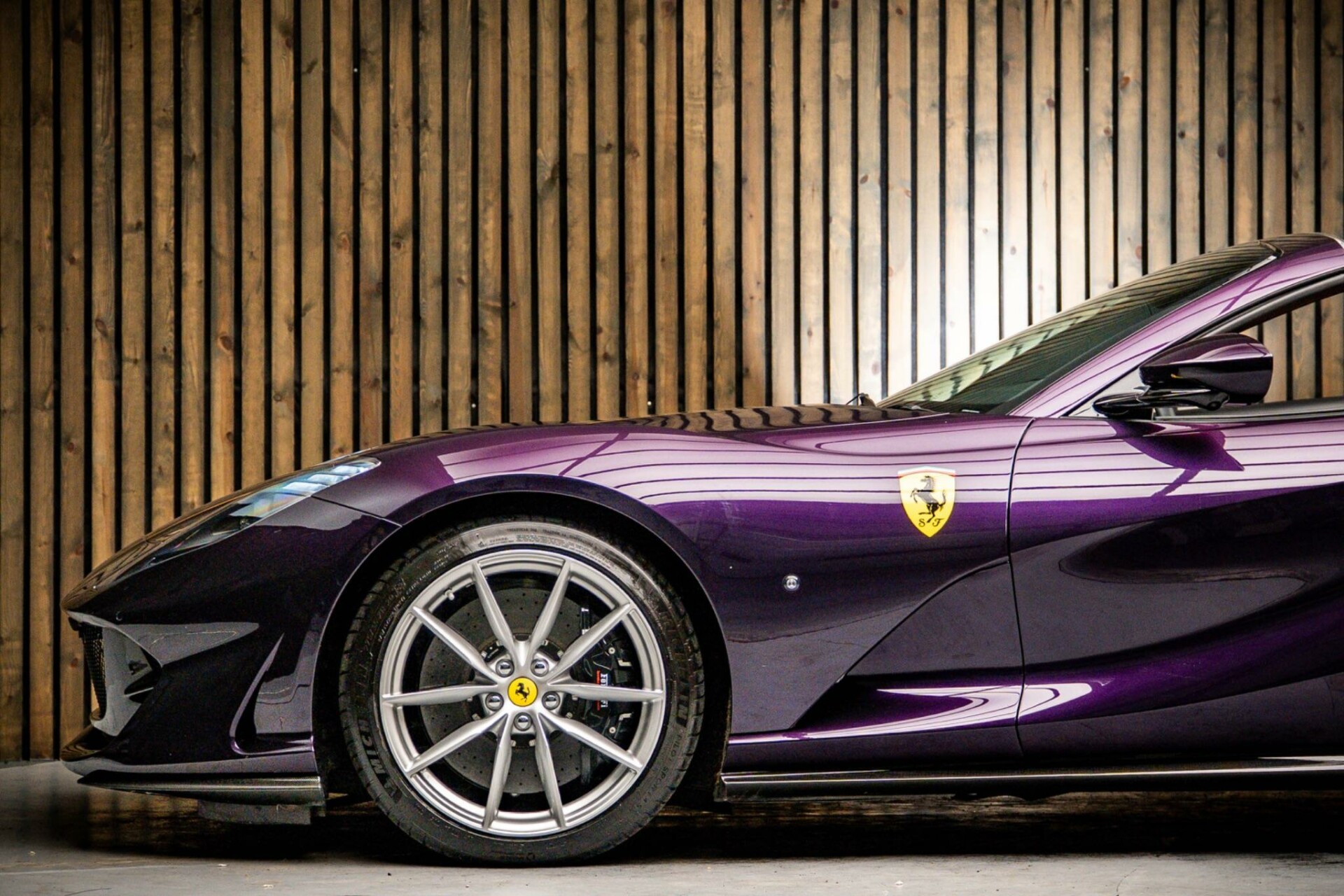 Ferrari 812