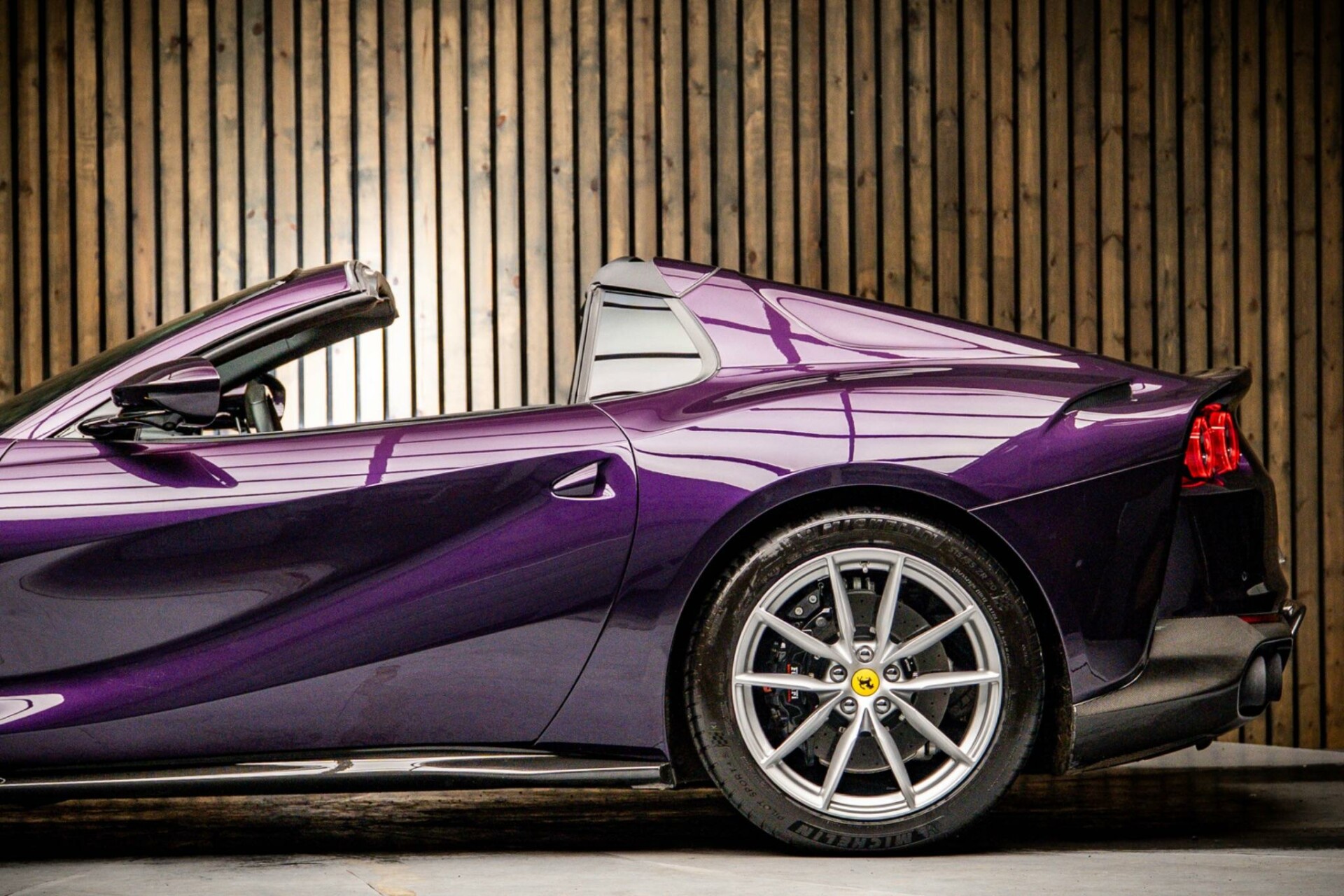 Ferrari 812