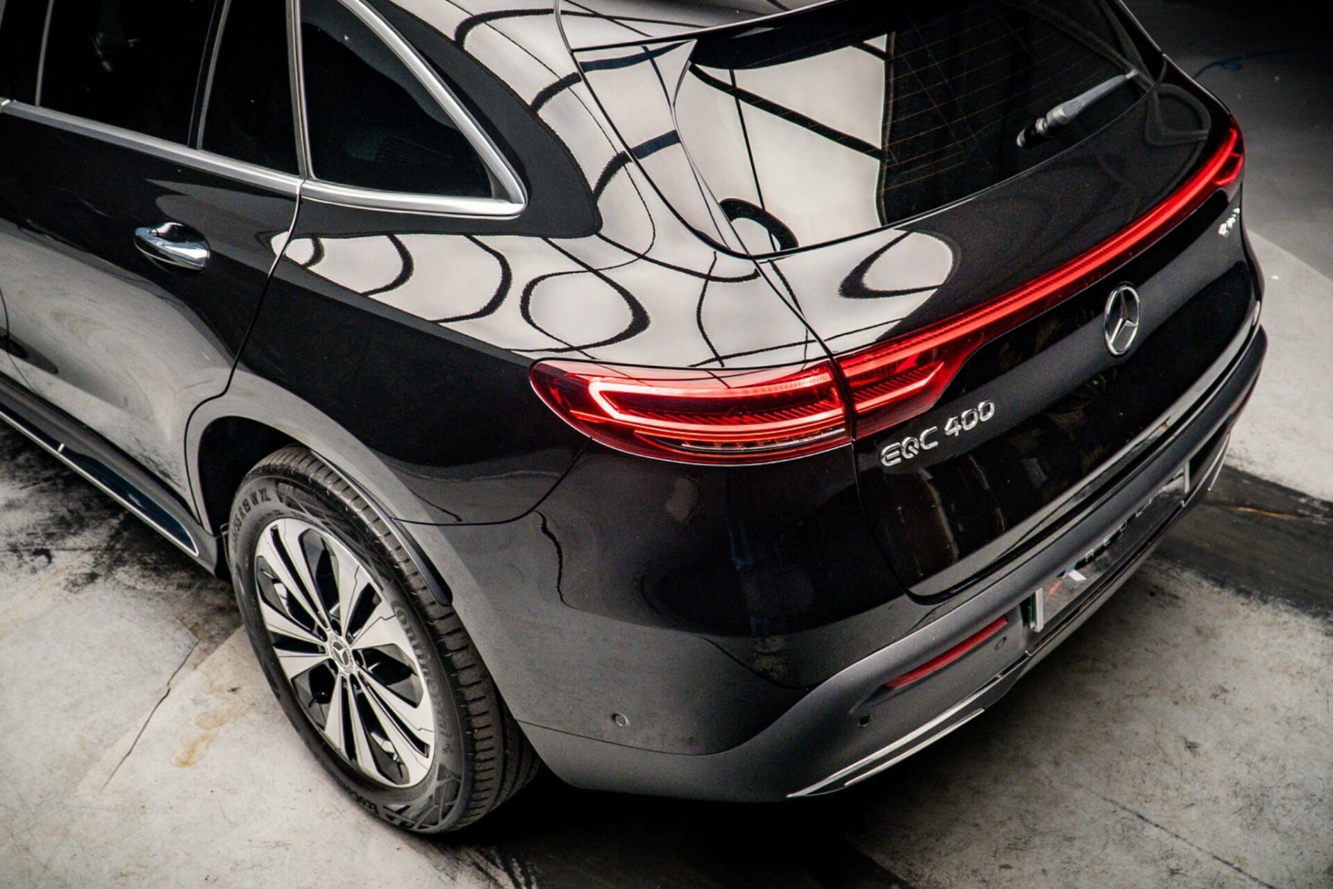 Mercedes Benz Eqc
