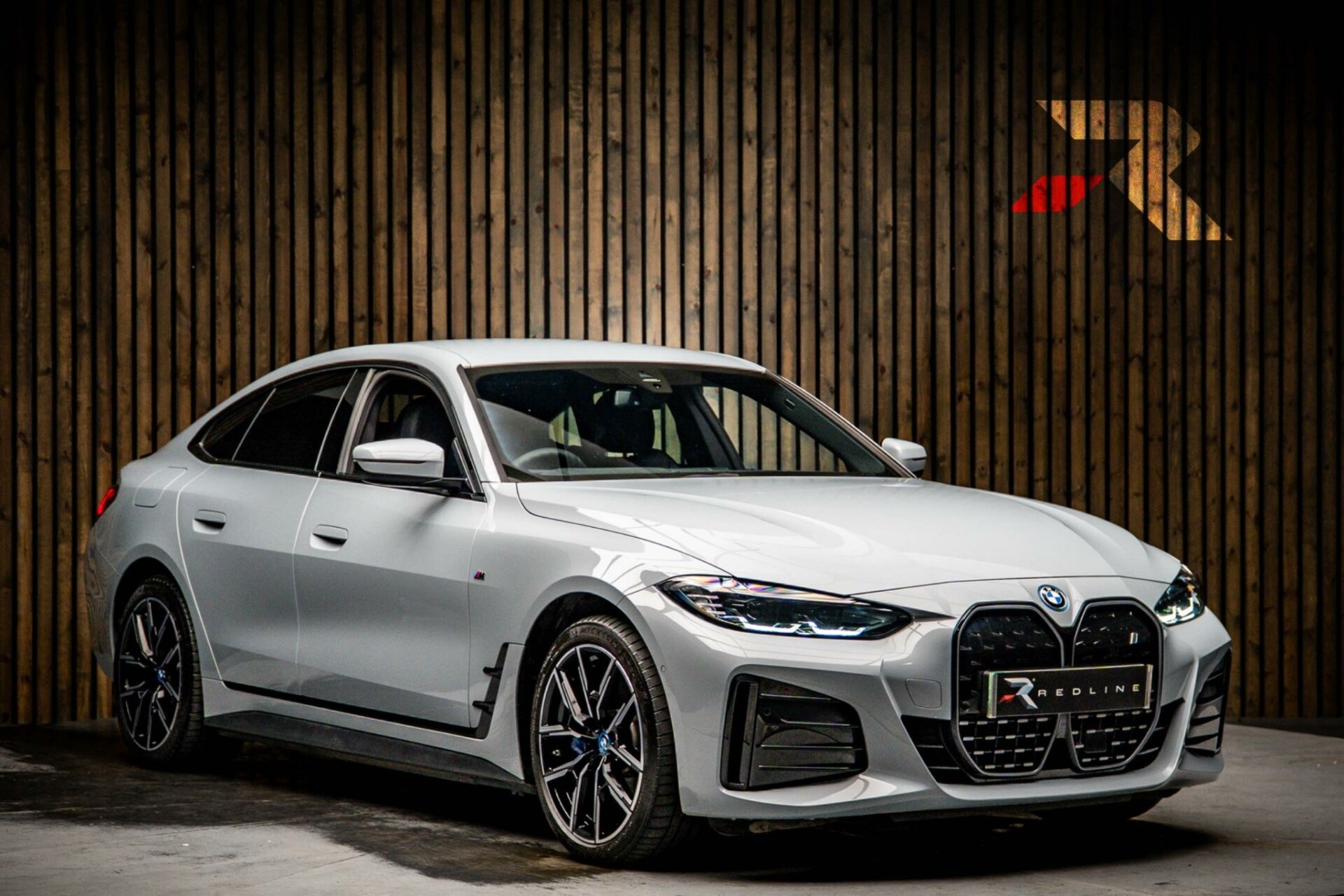 BMW i4