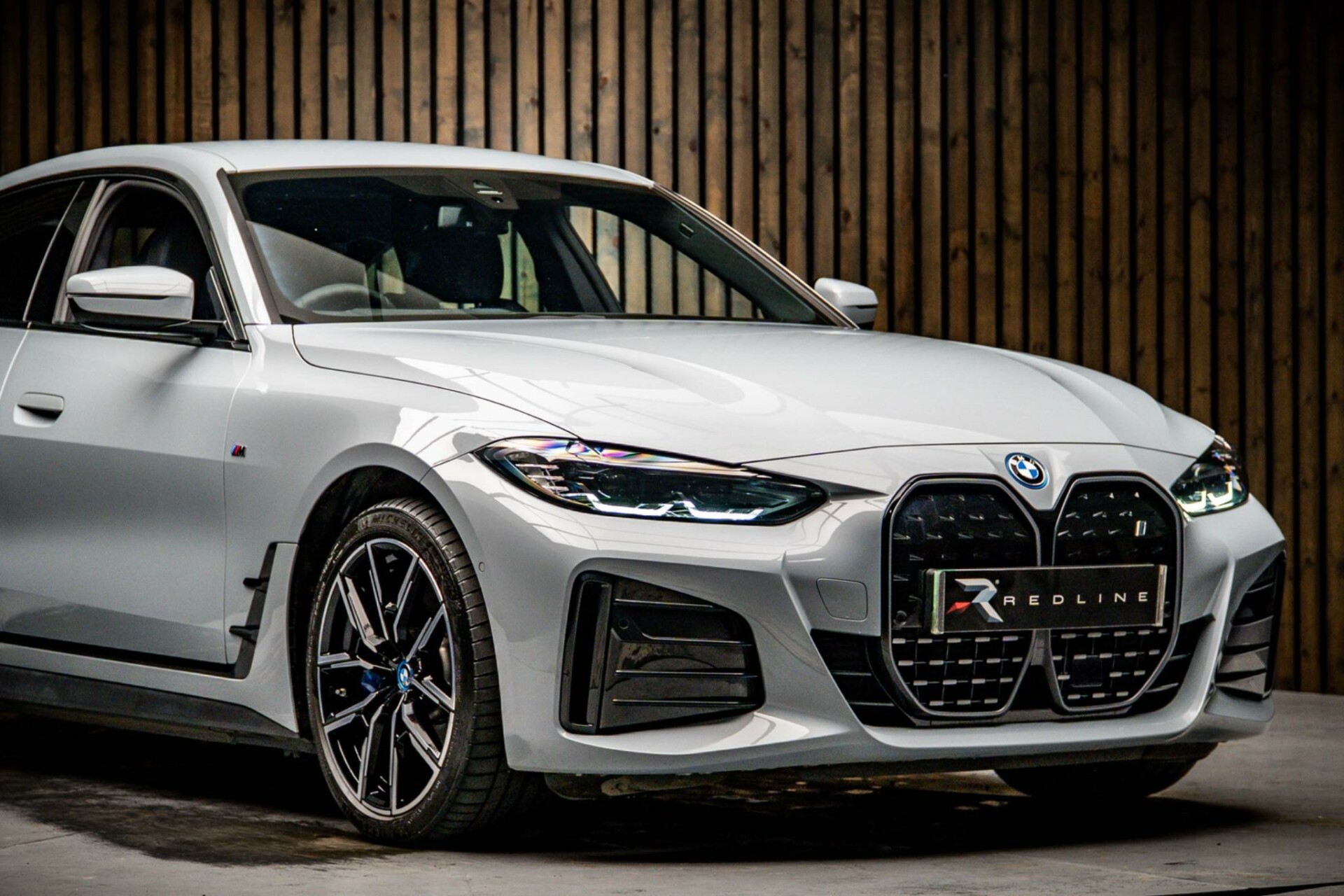 BMW i4