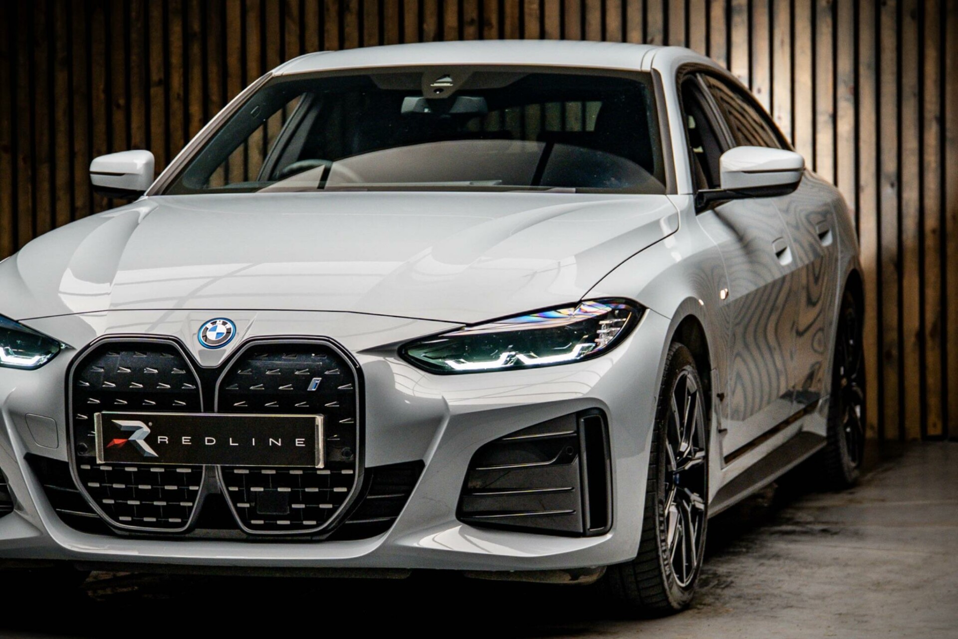 BMW i4