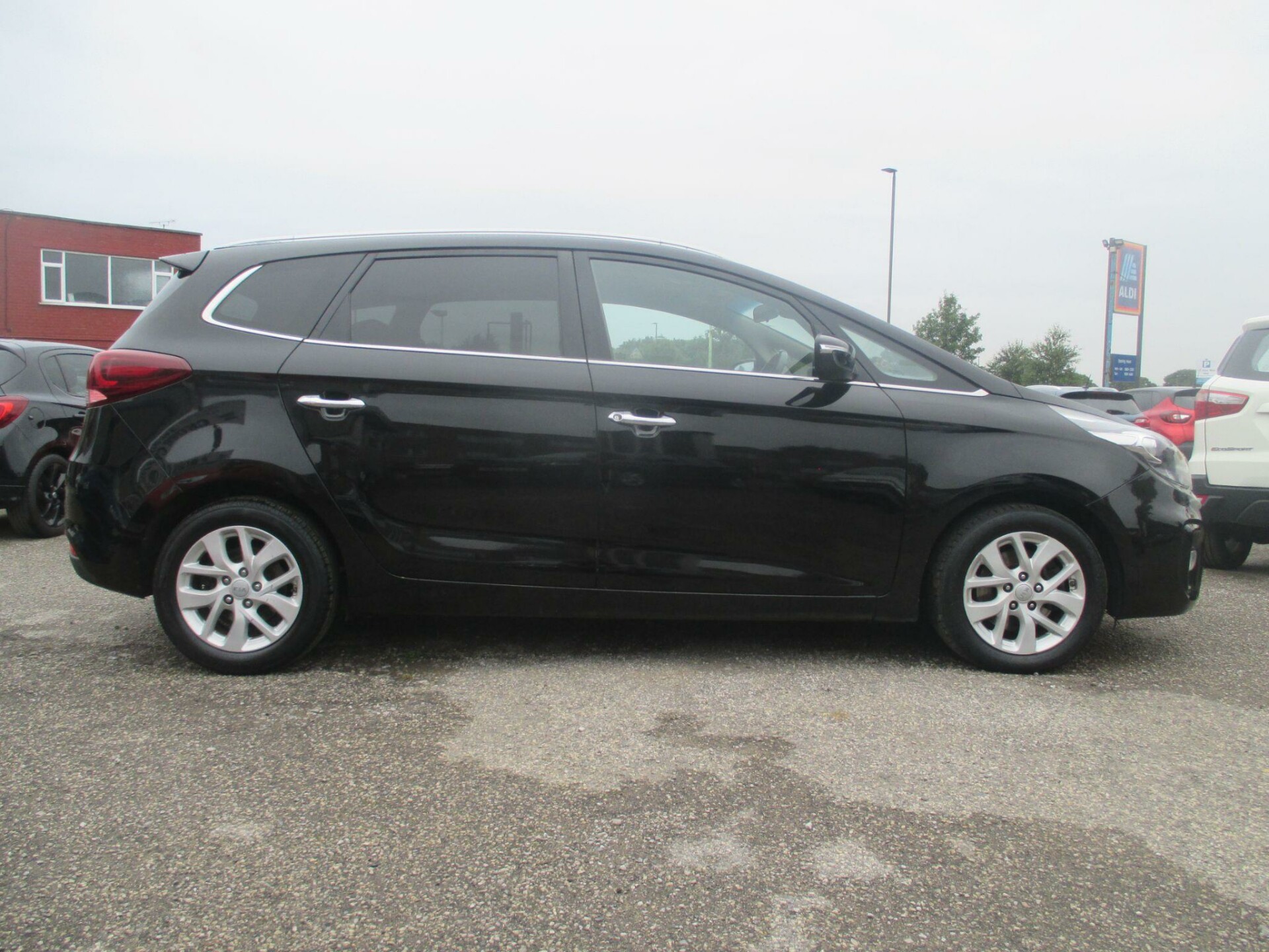 Kia Carens