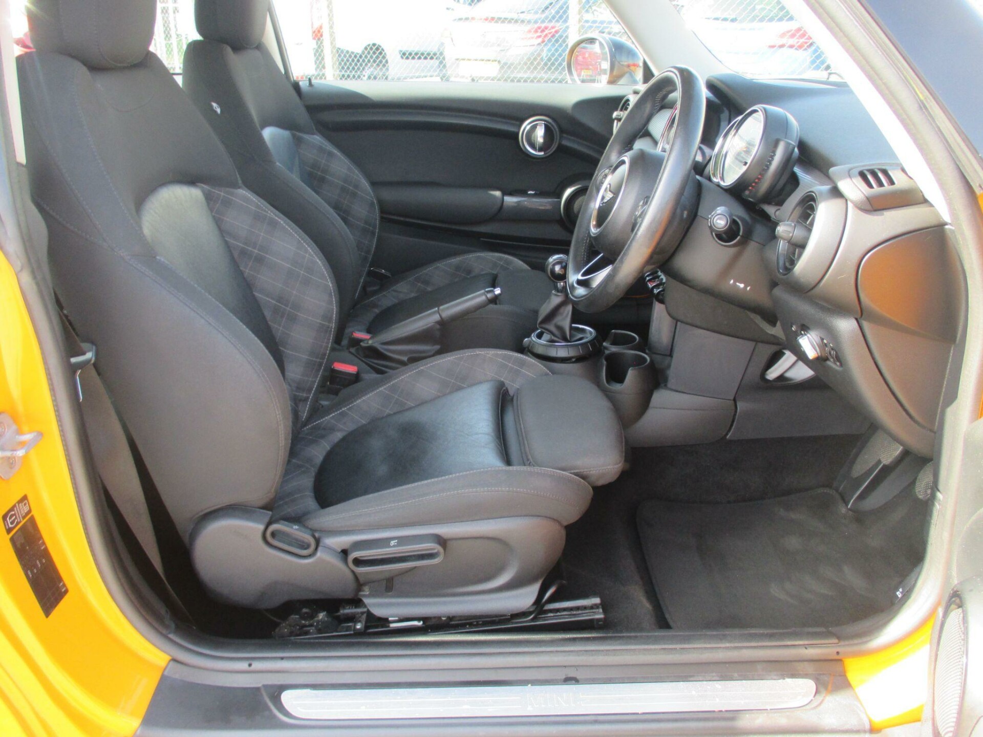 MINI Hatch
