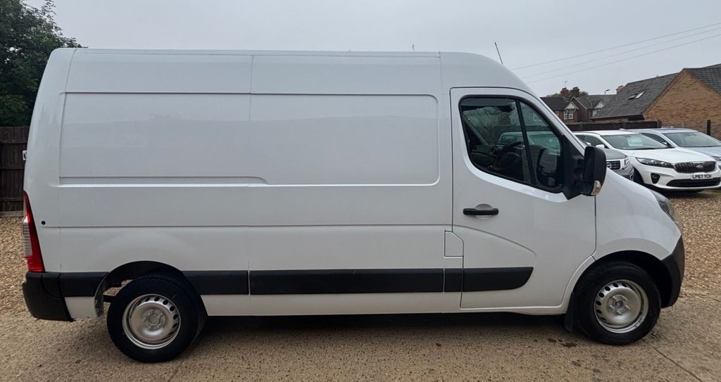 Vauxhall Movano