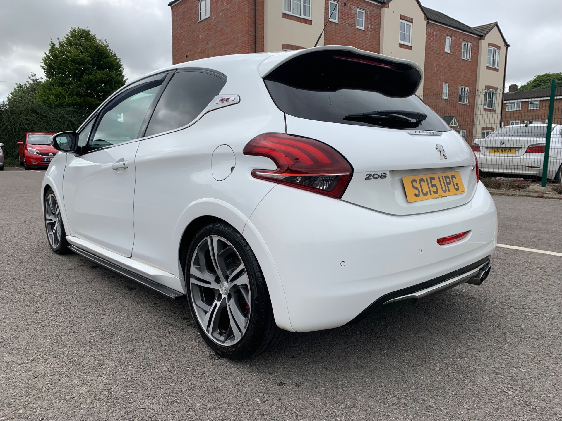 Peugeot 208
