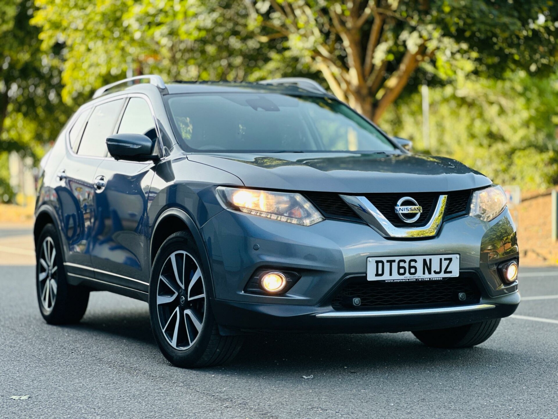 Nissan X Trail