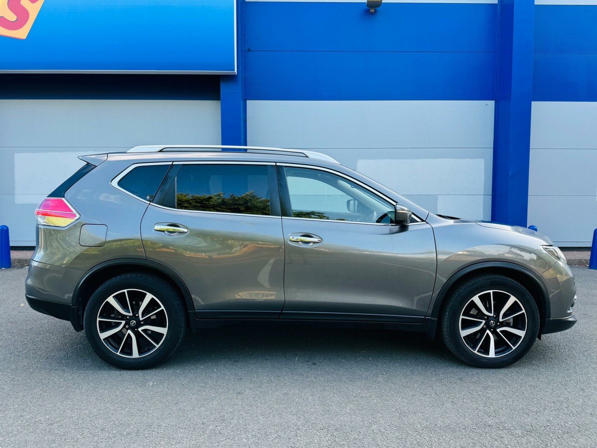 Nissan X Trail