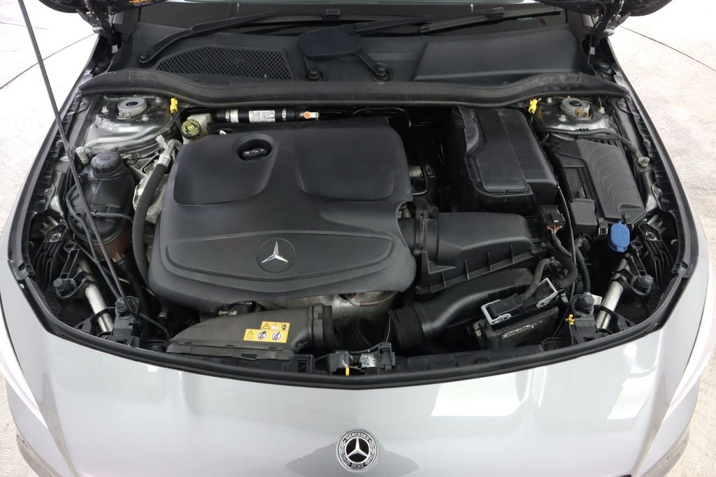 Mercedes Benz CLA