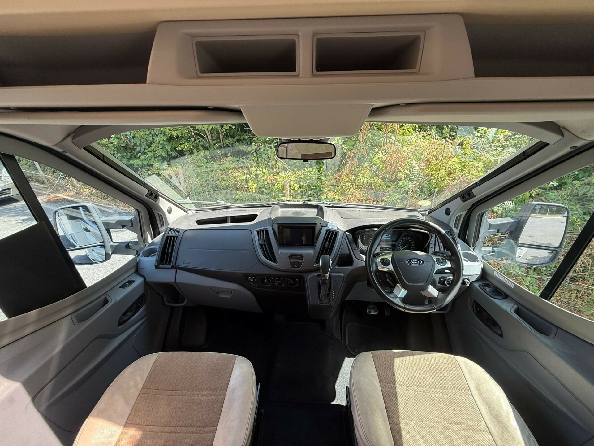 Ford Tessoro 483
