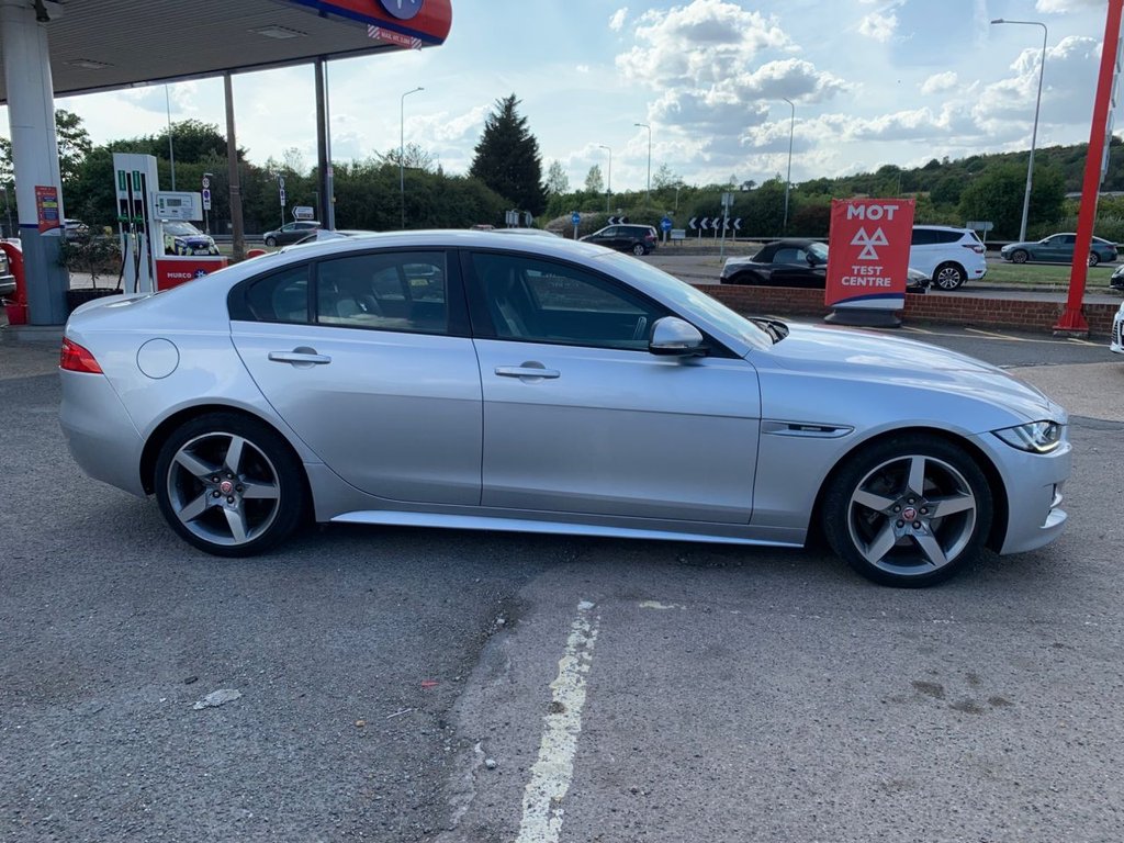 Jaguar XE
