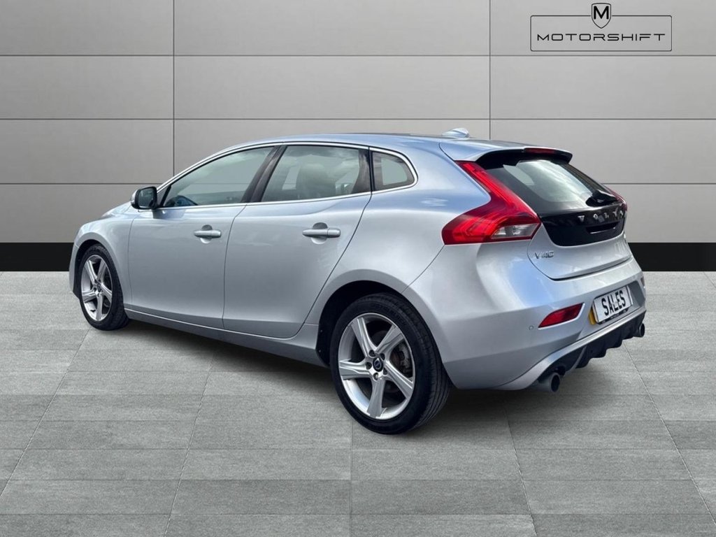 Volvo V40