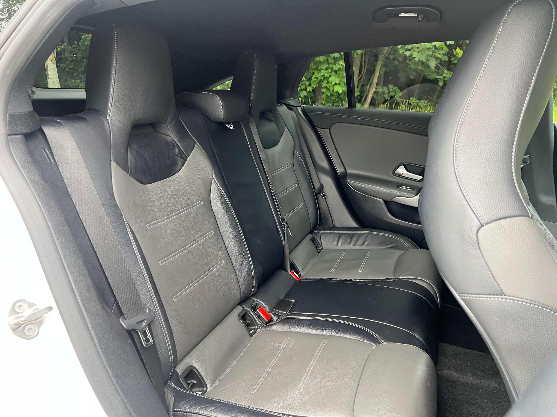 Mercedes Benz CLA