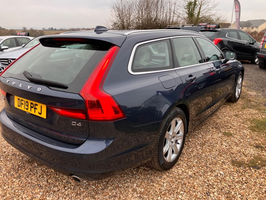 Volvo V90