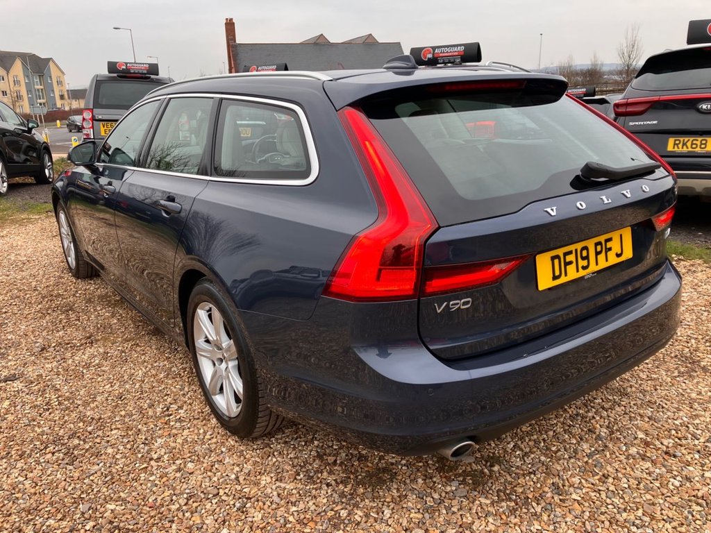 Volvo V90