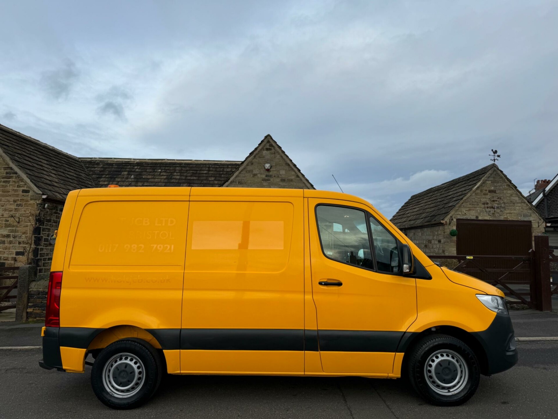 Mercedes Benz Sprinter