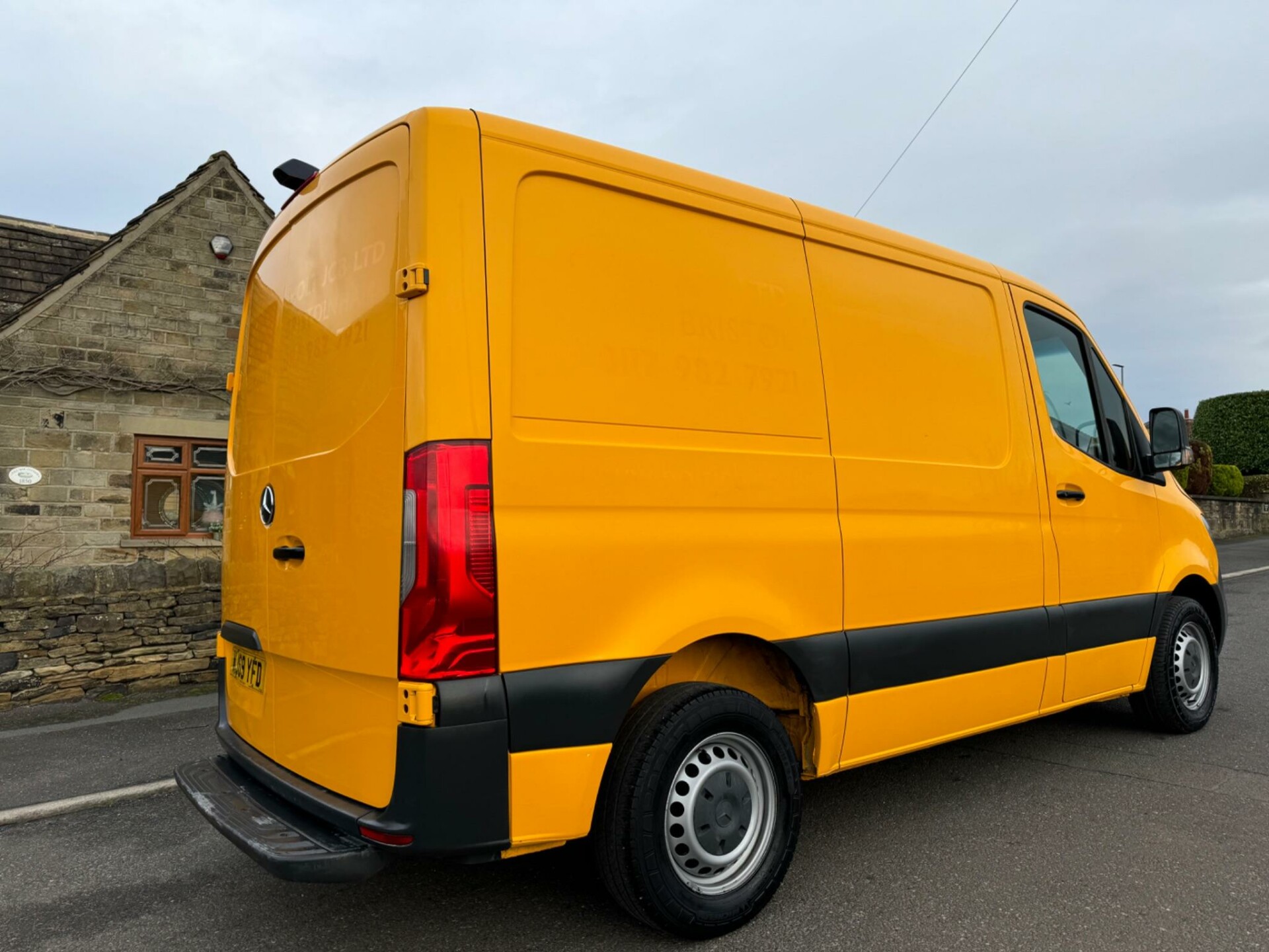 Mercedes Benz Sprinter