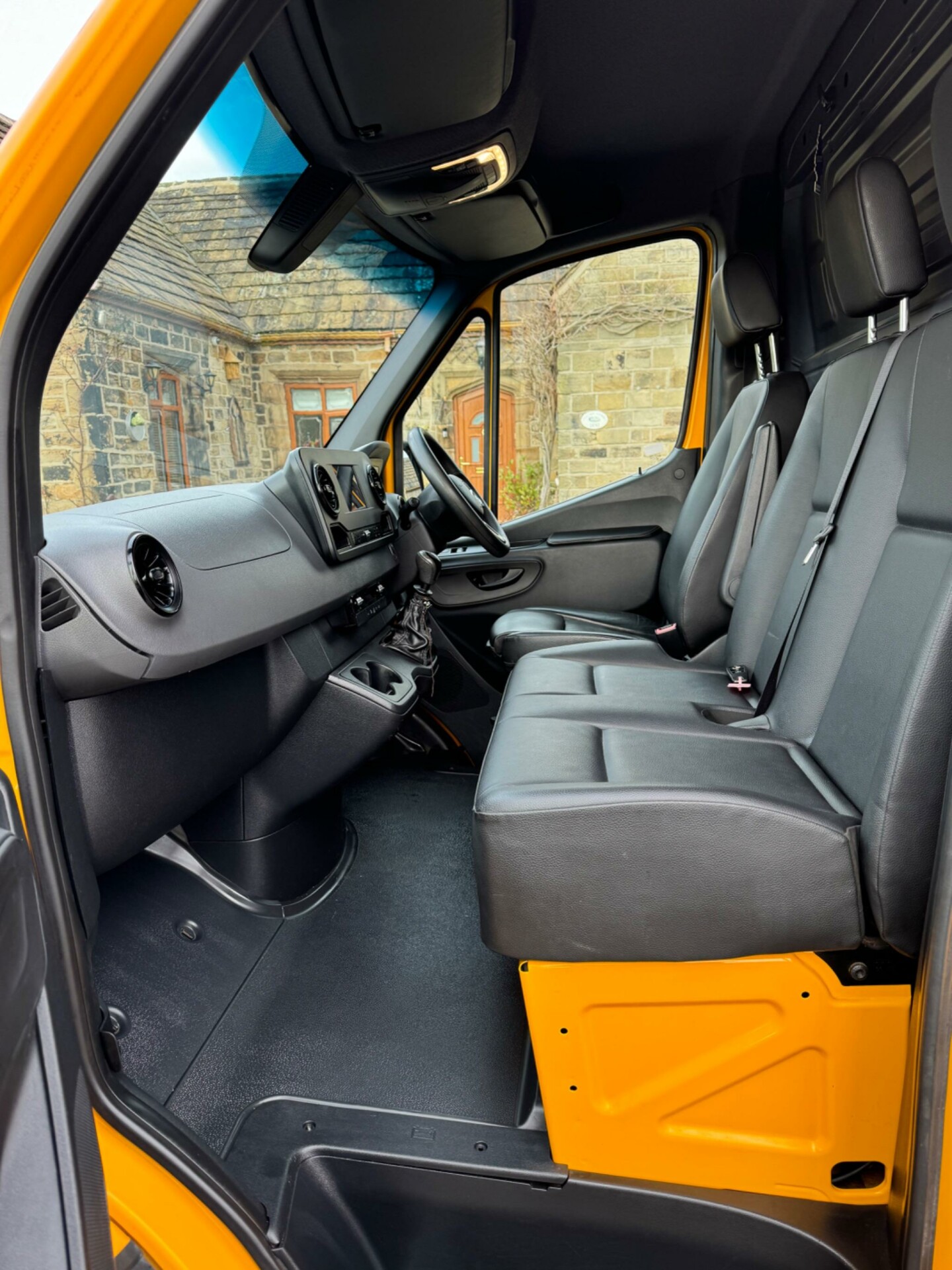Mercedes Benz Sprinter