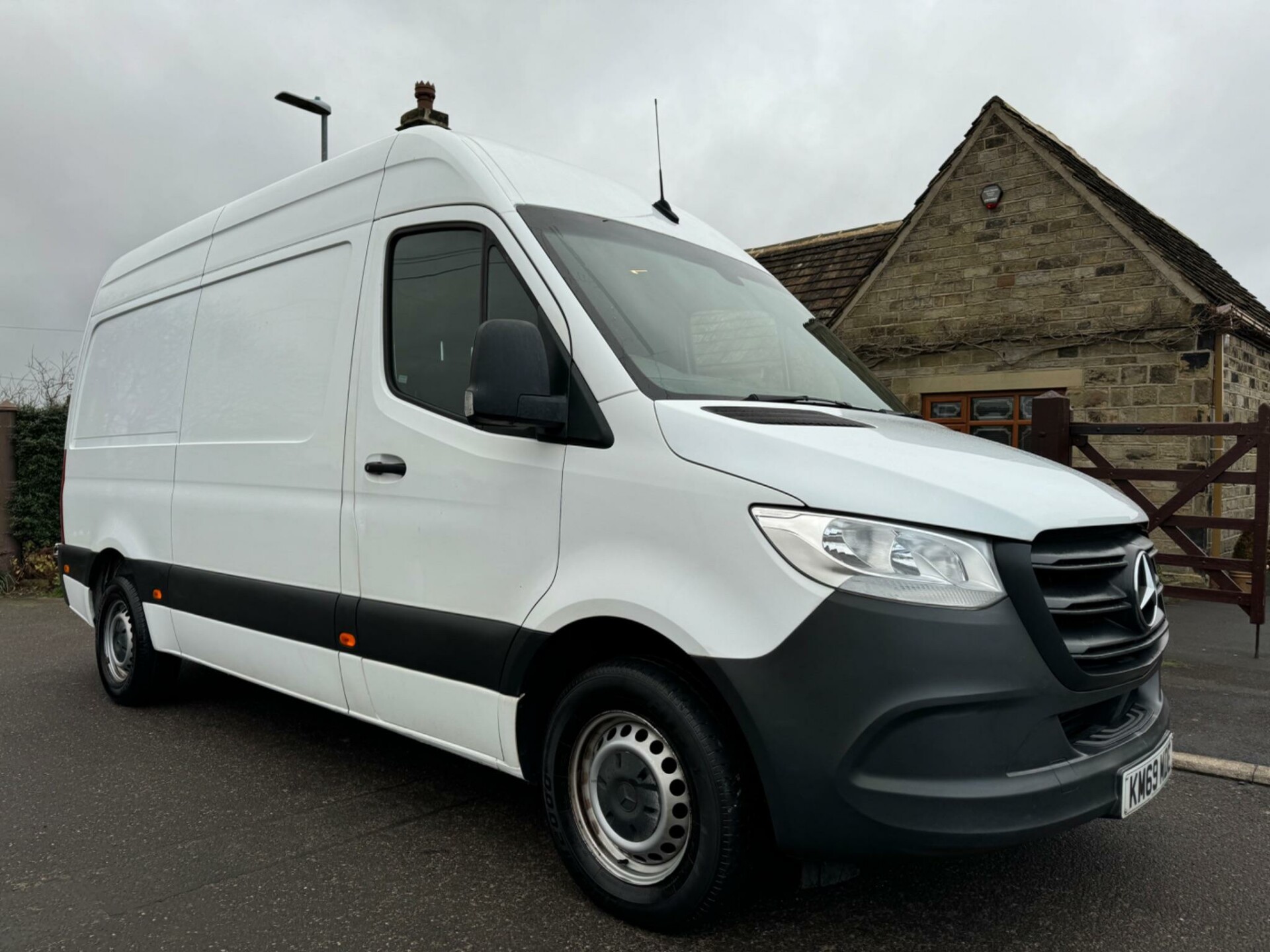 Mercedes Benz Sprinter