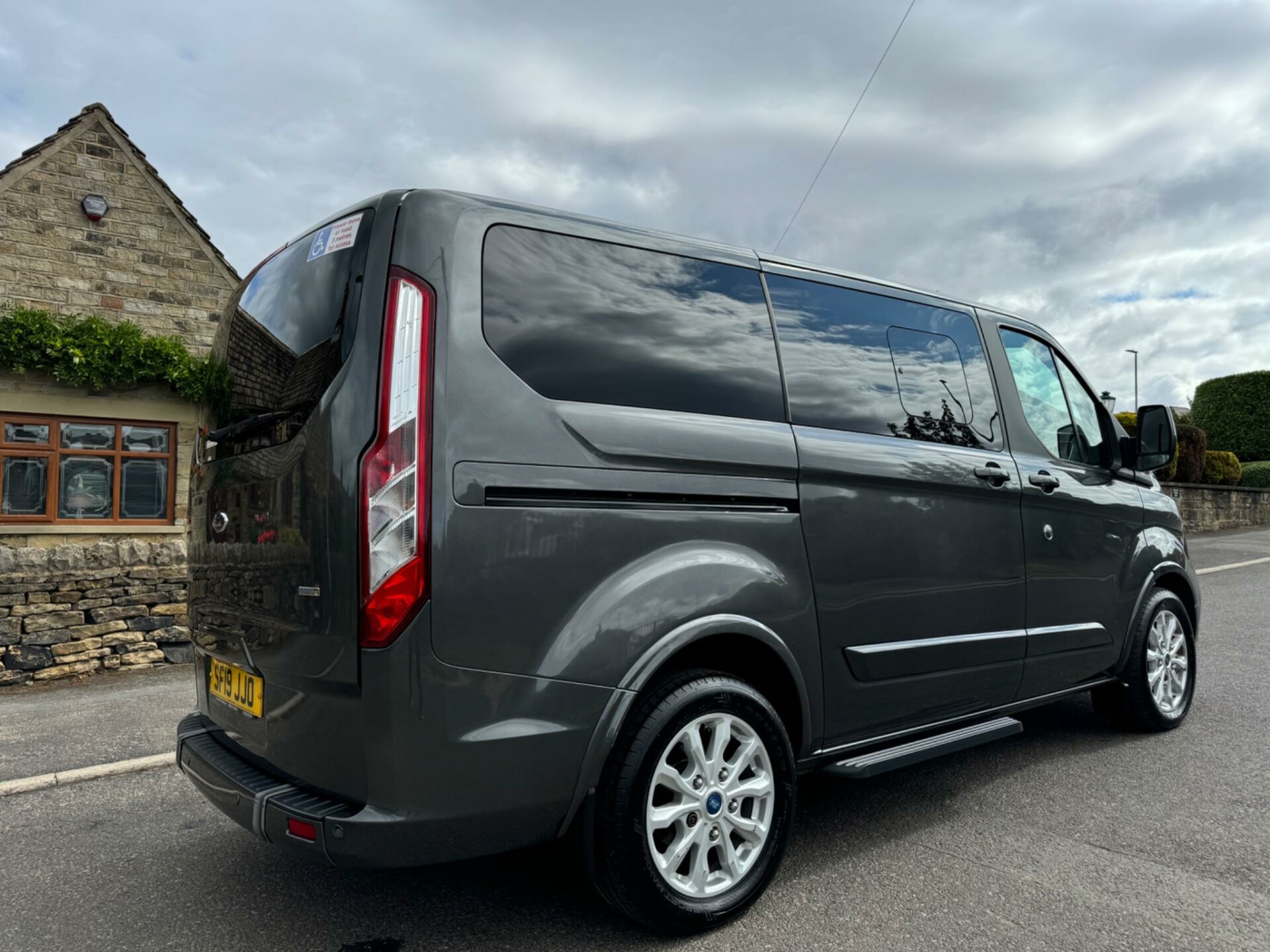 Ford Tourneo