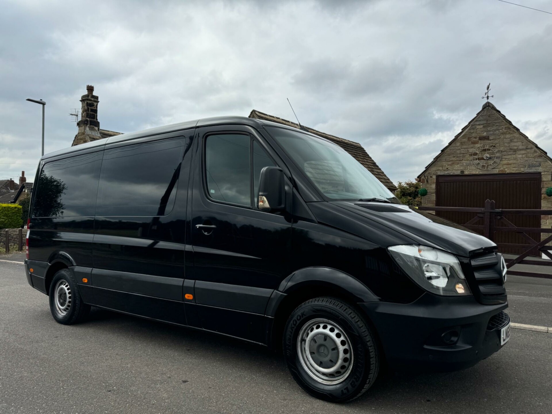 Mercedes Benz Sprinter