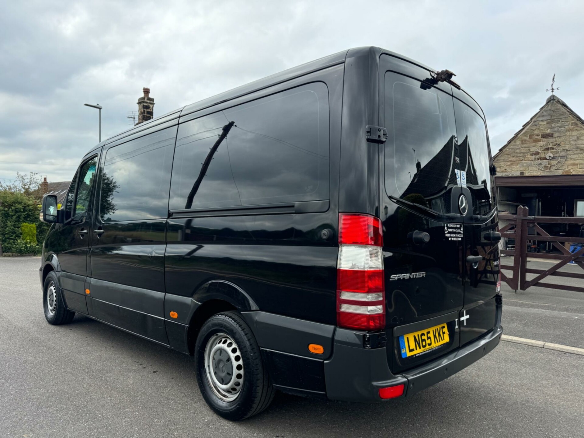 Mercedes Benz Sprinter