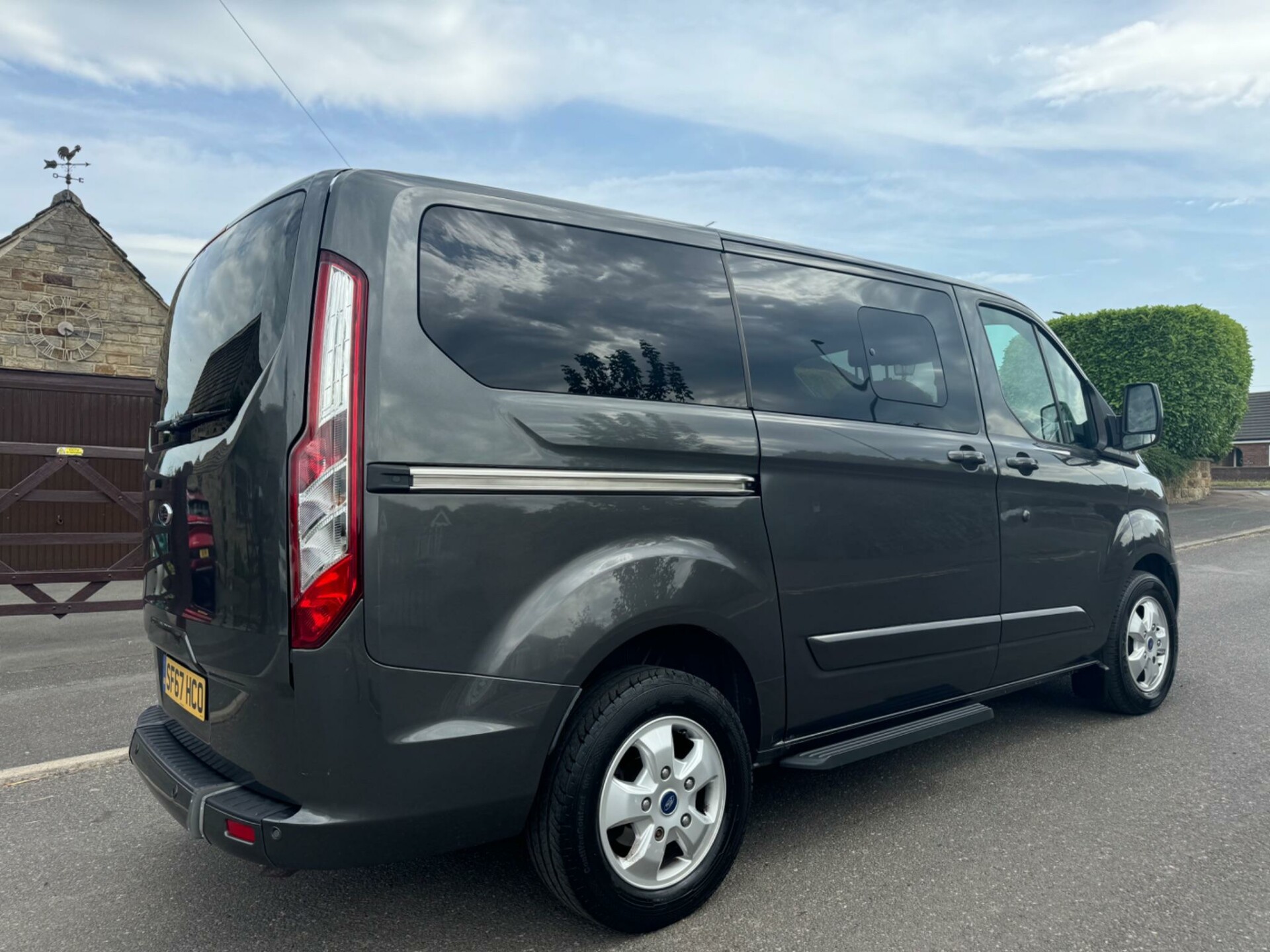 Ford Tourneo