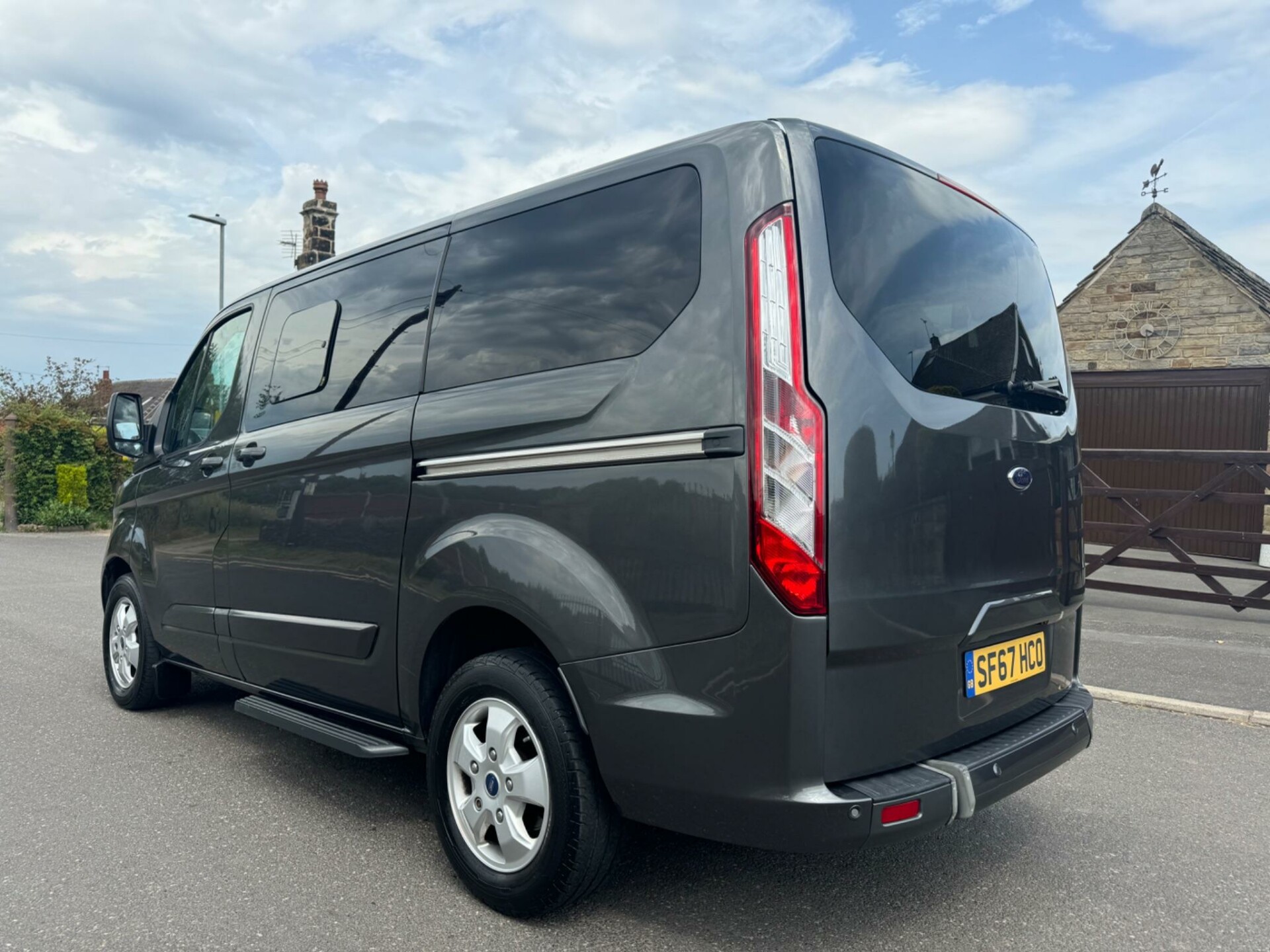 Ford Tourneo
