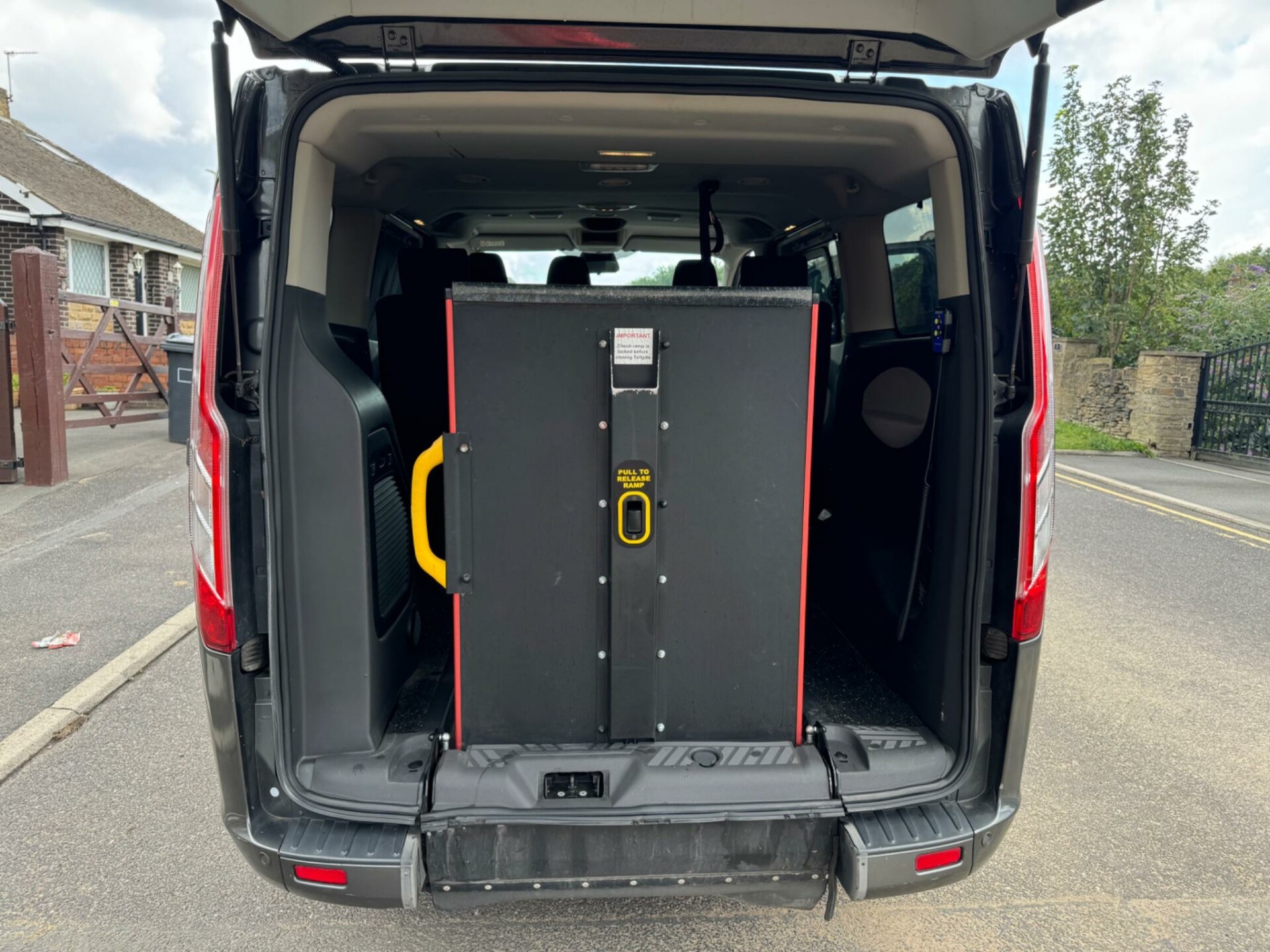 Ford Tourneo