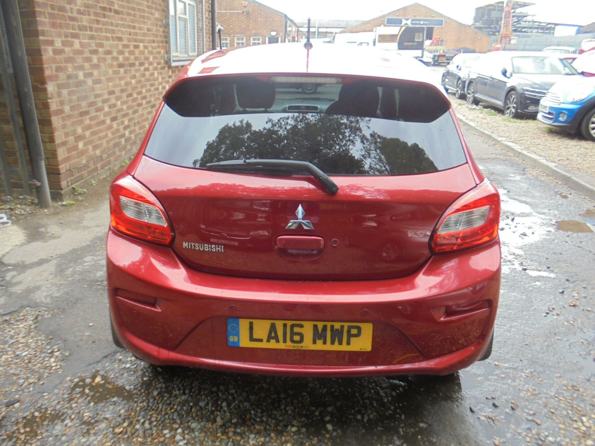 Mitsubishi Mirage