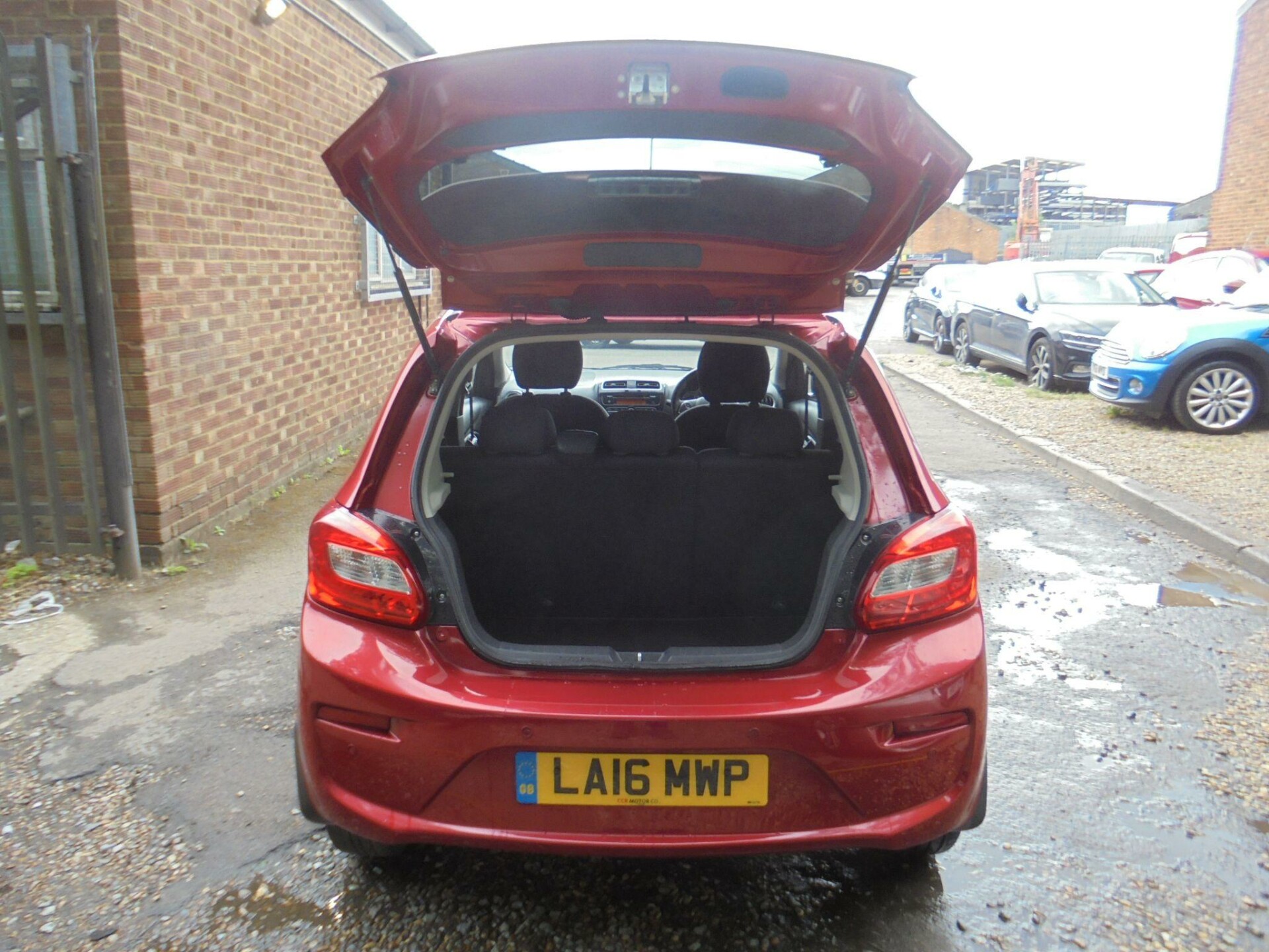 Mitsubishi Mirage