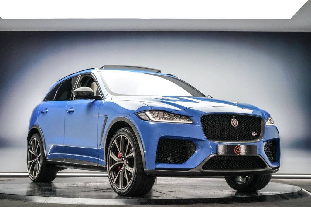 Jaguar F Pace