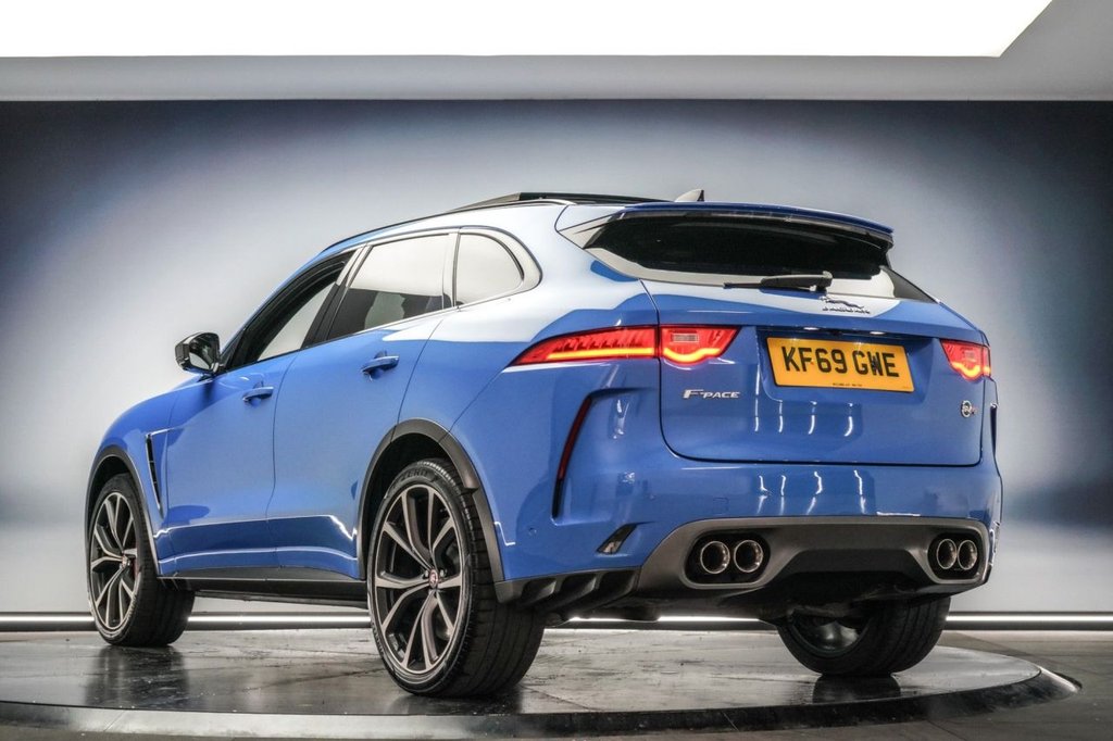 Jaguar F Pace