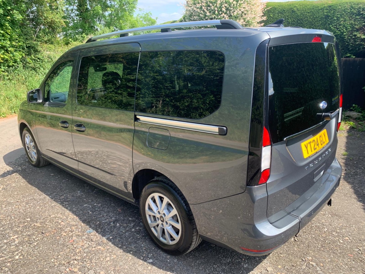 Ford Tourneo
