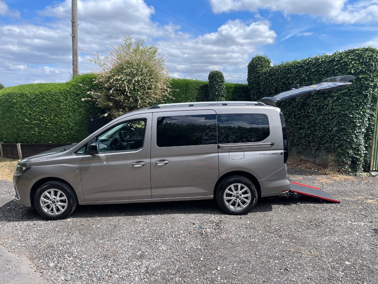 Ford Tourneo