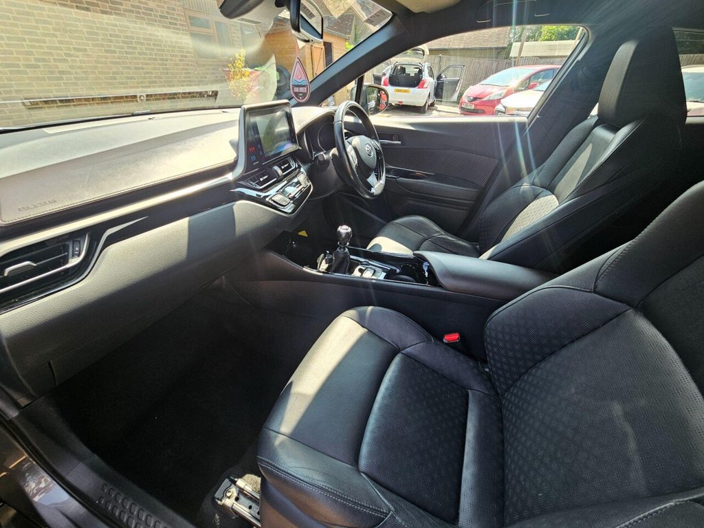 Toyota C HR