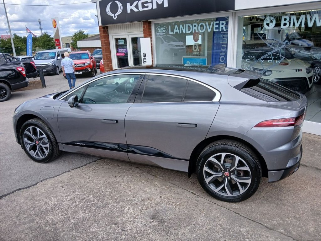 Jaguar I Pace