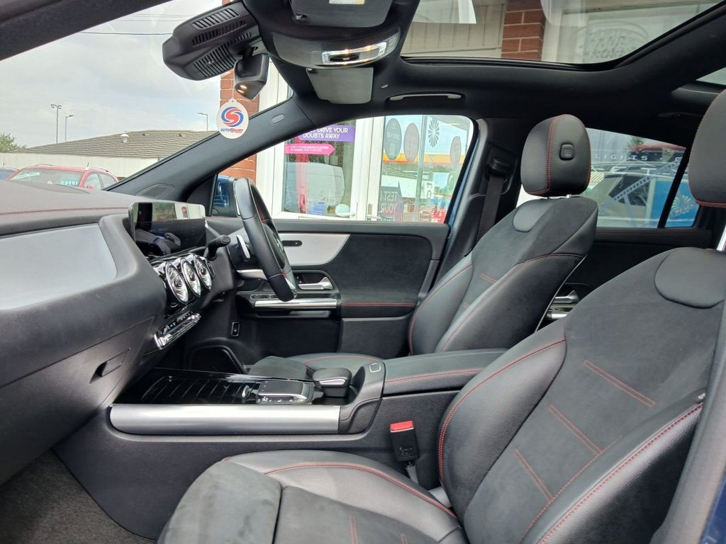 Mercedes Benz EQA