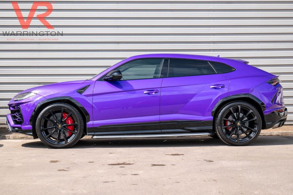 Lamborghini URUS